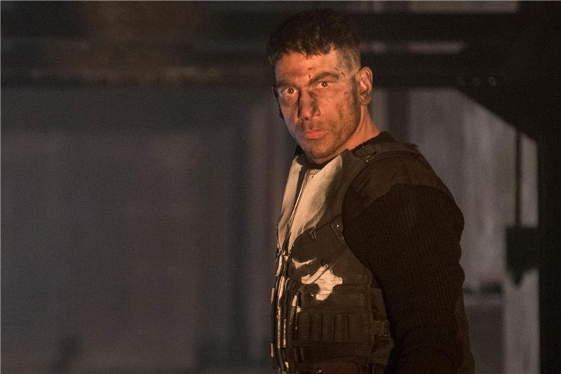 Результаты субботнего вечера в прямом эфире: Рэйчел Броснахан принимает первое шоу года