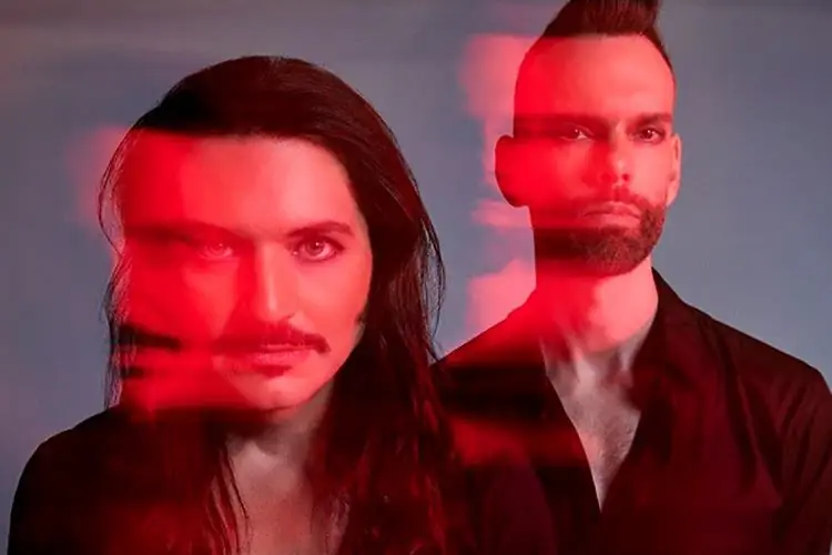 Кавер Placebo «Shout», классика Tears For Fears