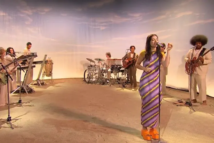 Лорд, звезда Late Late Show Джеймса Кордена