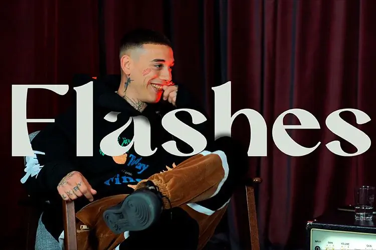 Кейди Кейн представляет свою новую «Игрушку твоей куклы» в Flashes