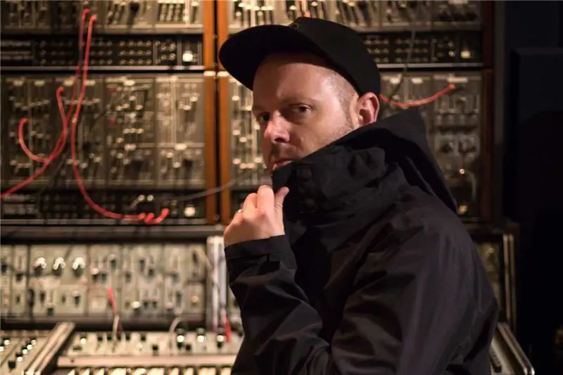 DJ Shadow раскрывает детали альбома ремикса "Endtrobbing…"