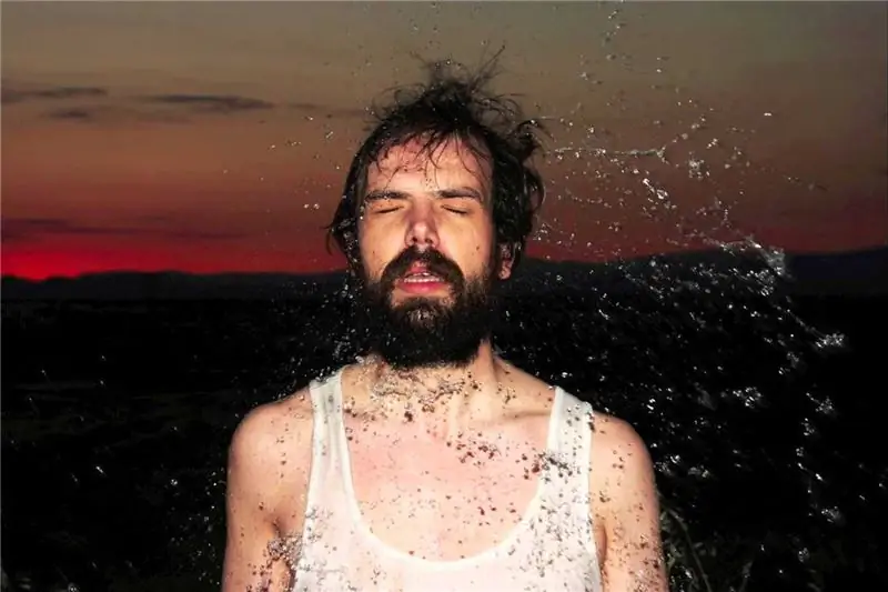 Pájaro Sunrise представляет "The Collapse" в формате дуэта в Бильбао