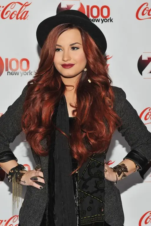 Деми Ловато, рыжие волосы Деми Ловато, Z100 Jingle Ball 2011