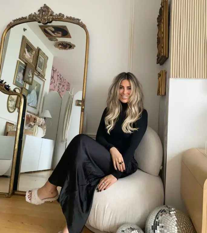 Нью-йоркский декоратор Челси Браун страстно любит возвращать утерянные реликвии их законным владельцам