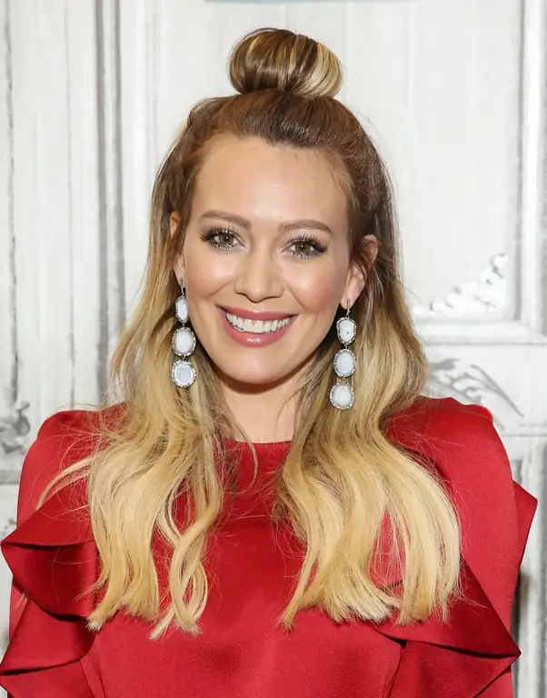 Изображение: Celebrities Visit Build - 5 июня 2018 г