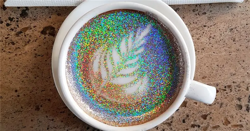 Блестящий кофейный тренд Diamond and Gold Cappuccino