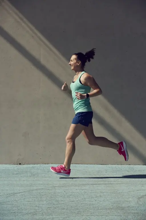 Амелия Гэйпин - первая транс-модель, украсившая обложку журнала Women’s Running