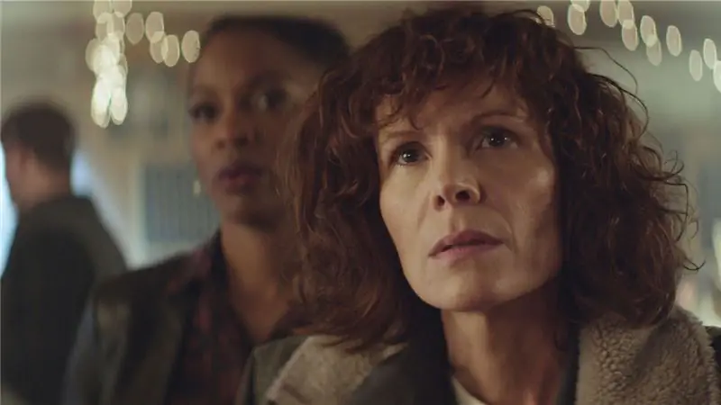 Сквозь темное стекло ОБЗОР - A Sharp & Уникальный криминальный триллер