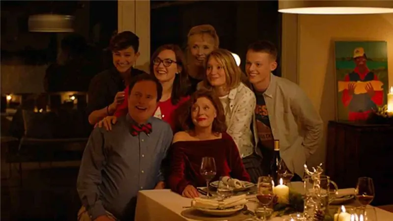 ОБЗОР Blackbird - Звездный актерский состав, стерильный фильм