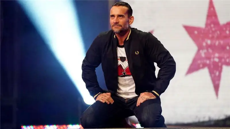 CM Punk получил травму, временный чемпион AEW будет коронован