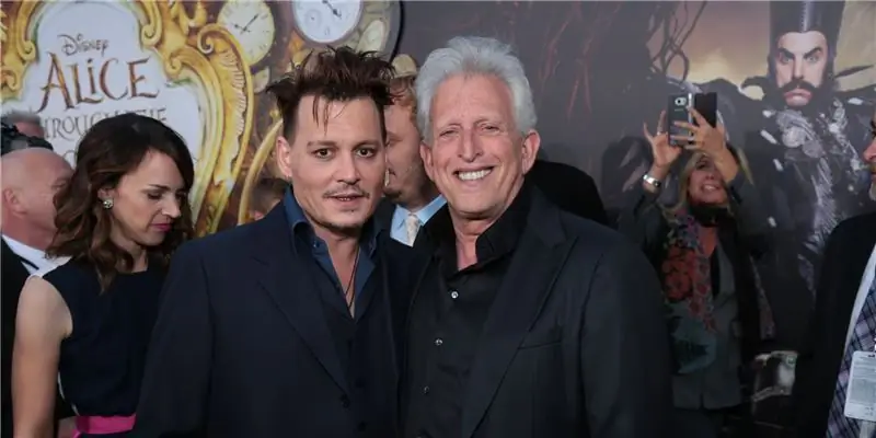 Джо Рот Чистая стоимость: Вики, женат, семья, свадьба, зарплата, братья и сестры