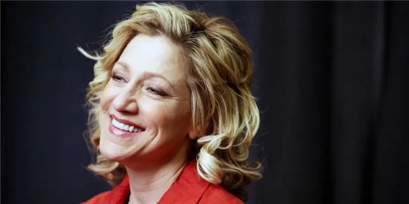 Эди Фалько Чистая стоимость: Вики, В браке, Семья, Свадьба, Заработная плата, Братья и сестры