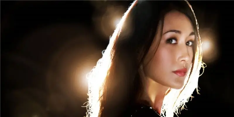 Состояние Мэгги Кью: Вики, В браке, Семья, Свадьба, Заработная плата, Братья и сестры