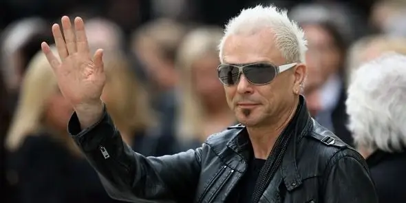 Рудольф Шенкер Собственный капитал: Вики, женат, семья, свадьба, зарплата, братья и сестры