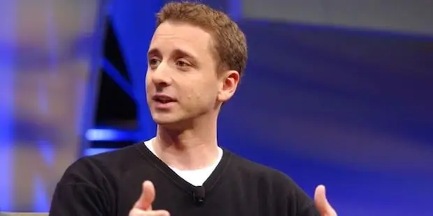 Sky Dayton Net Worth: Вики, женат, семья, свадьба, зарплата, братья и сестры