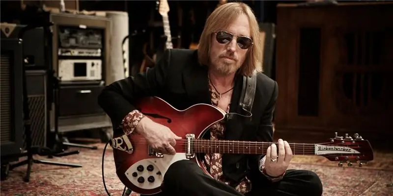 Состояние Тома Петти: Вики, женат, семья, свадьба, зарплата, братья и сестры