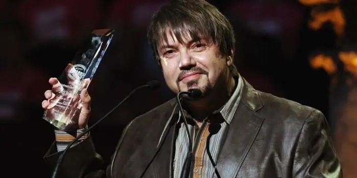 Джефф Бейтс Чистая стоимость: Вики, женат, семья, свадьба, зарплата, братья и сестры