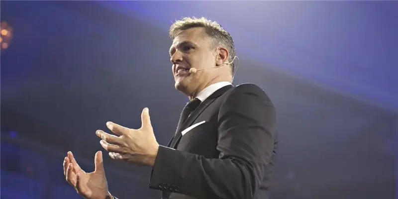 Джей Кроуфорд Чистая стоимость: Вики, женат, семья, свадьба, зарплата, братья и сестры