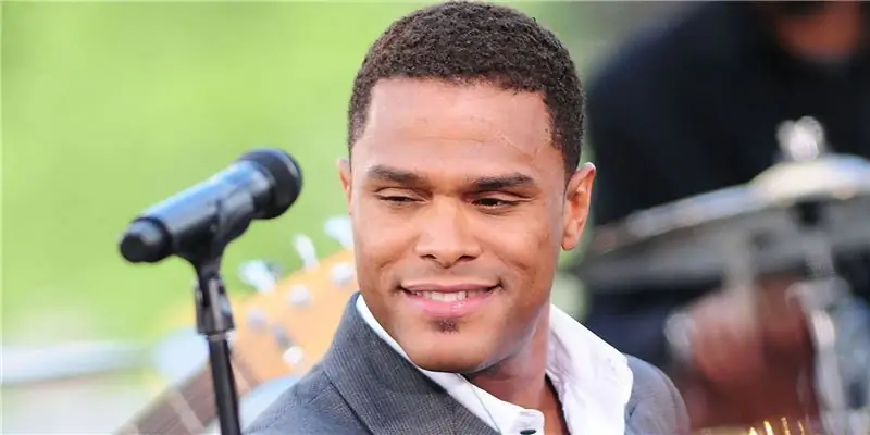 Максвелл Собственный капитал: Вики, Женат, Семья, Свадьба, Заработная плата, Братья и сестры