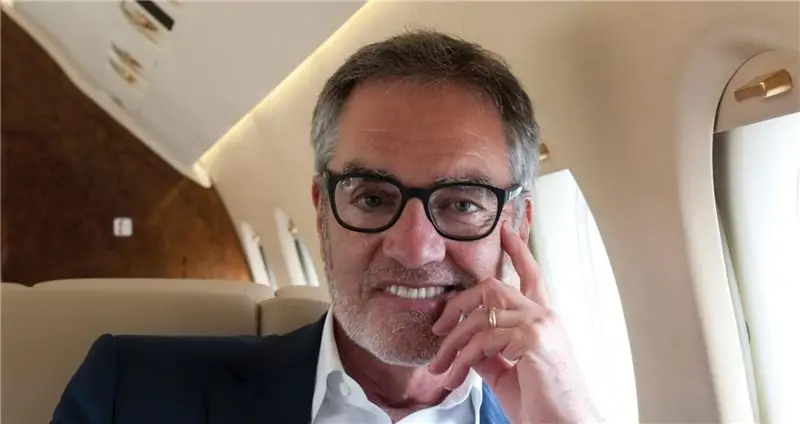 Состояние Роберта Питтмана: Вики, женат, семья, свадьба, зарплата, братья и сестры