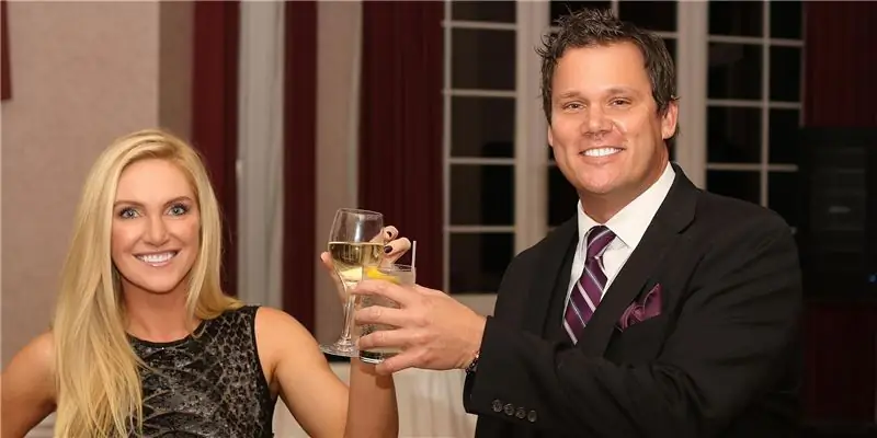 Боб Гини Собственный капитал: Вики, женат, семья, свадьба, зарплата, братья и сестры