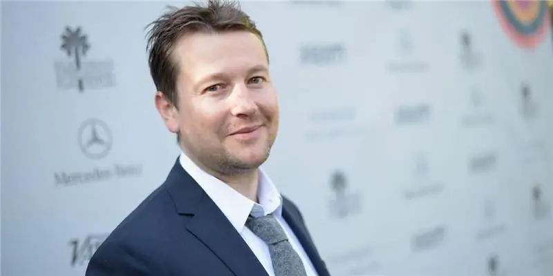 Ли Уоннелл Собственный капитал: Вики, В браке, Семья, Свадьба, Заработная плата, Братья и сестры