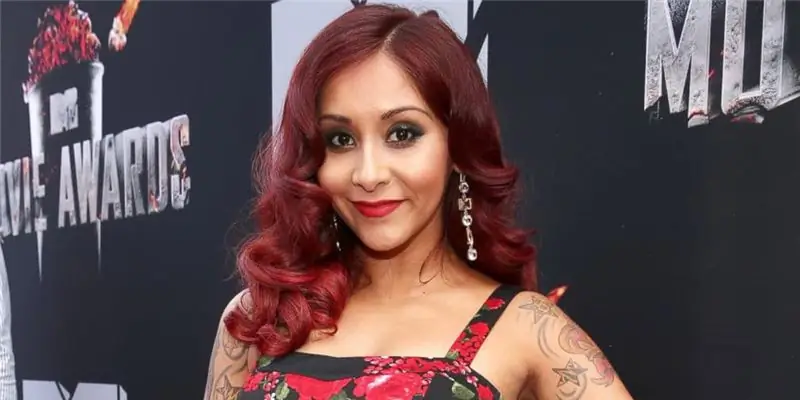 Николь 'Snooki' Полицци Собственный капитал: Вики, замужем, семья, свадьба, зарплата, братья и сестры