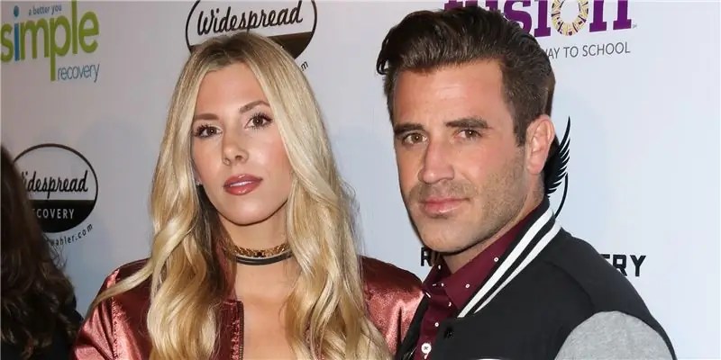 Джейсон Уолер Чистая стоимость: Вики, женат, семья, свадьба, зарплата, братья и сестры