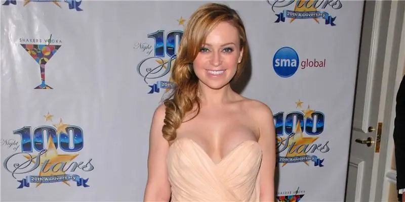 Состояние Моники Кина: Вики, Замужем, Семья, Свадьба, Заработная плата, Братья и сестры