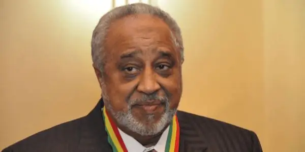 Состояние Мохаммеда Аль-Амуди: Вики, женат, семья, свадьба, зарплата, братья и сестры