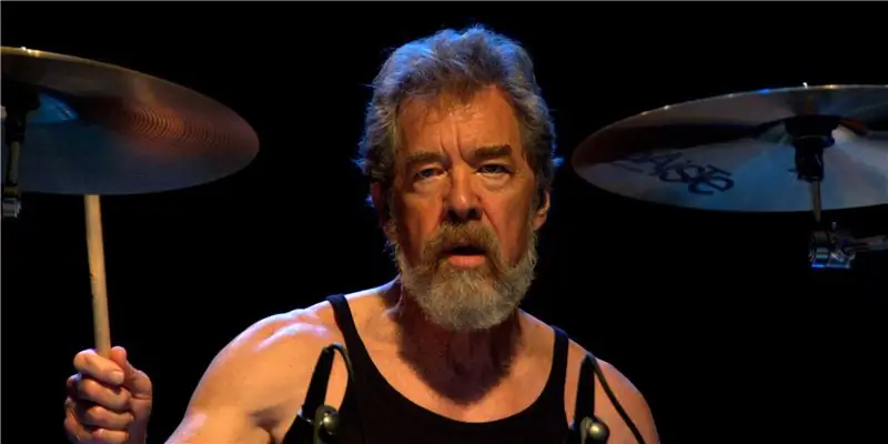 Дуг Клиффорд Собственный капитал: Вики, женат, семья, свадьба, зарплата, братья и сестры