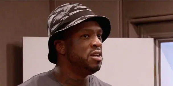 Рассел «Блок» Спенсер Собственный капитал: Вики, женат, семья, свадьба, зарплата, братья и сестры