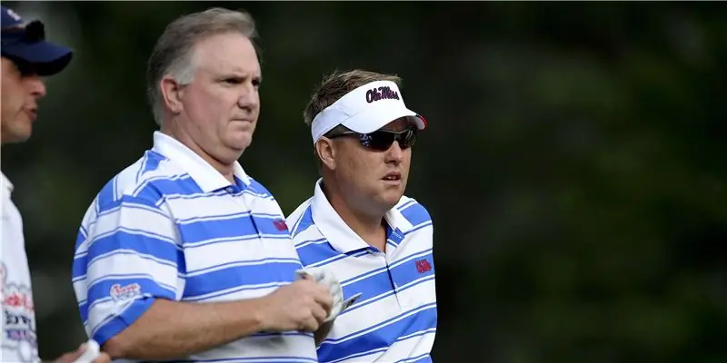 Шон Туохи Чистая стоимость: вики, женат, семья, свадьба, зарплата, братья и сестры