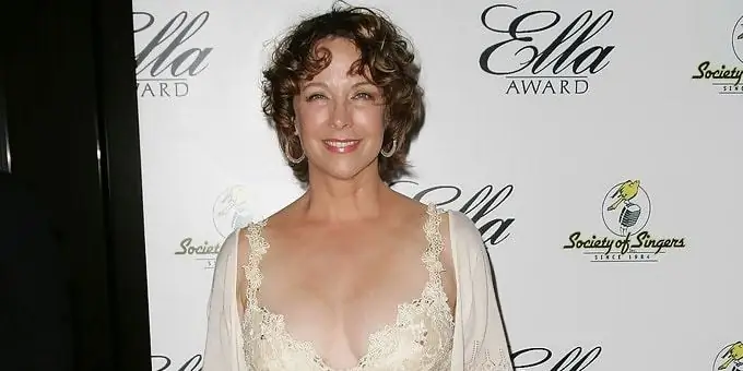 Кэтлин Куинлан Собственный капитал: Вики, Замужем, Семья, Свадьба, Заработная плата, Братья и сестры