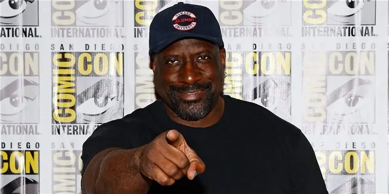 Кевин Гревиу Собственный капитал: Вики, женат, семья, свадьба, зарплата, братья и сестры