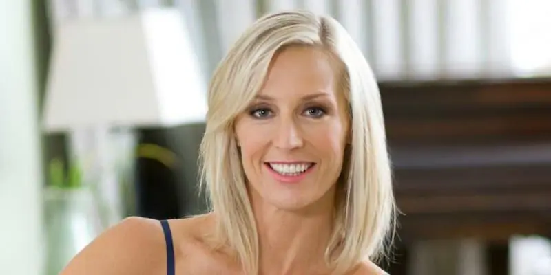 Кэндис Олсон Собственный капитал: Вики, В браке, Семья, Свадьба, Заработная плата, Братья и сестры