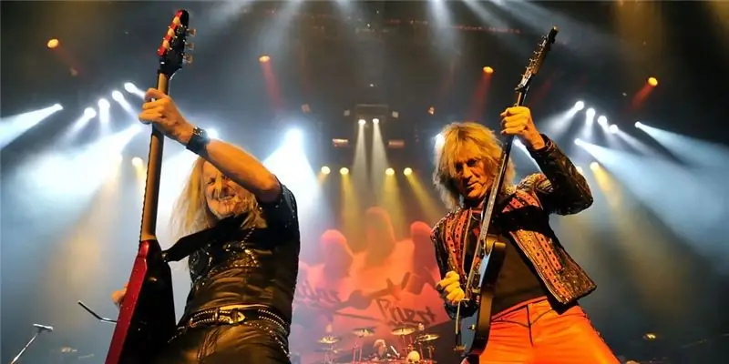 Гленн Типтон Собственный капитал: Вики, женат, семья, свадьба, зарплата, братья и сестры