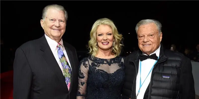 Берт Шугерман Собственный капитал: Вики, женат, семья, свадьба, зарплата, братья и сестры