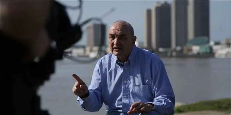 Состояние Сонни Ваккаро: Вики, женат, семья, свадьба, зарплата, братья и сестры