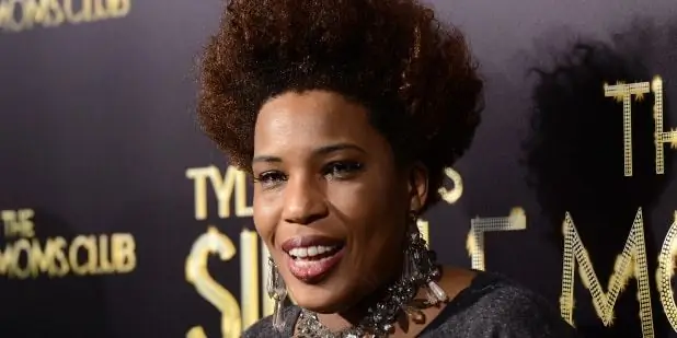 Мэйси Грей Чистая стоимость: Вики, Женат, Семья, Свадьба, Заработная плата, Братья и сестры