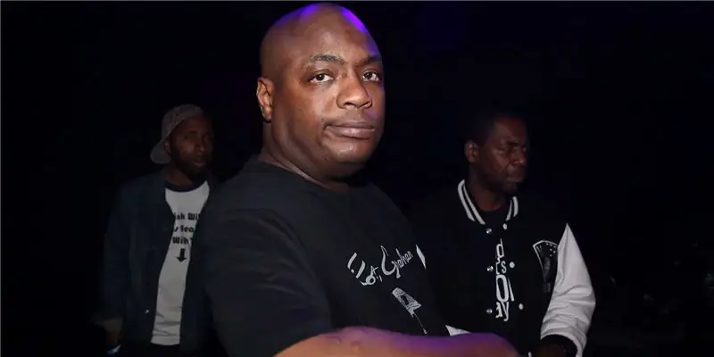 Мистер Си Чистая стоимость: Вики, Женат, Семья, Свадьба, Заработная плата, Братья и сестры