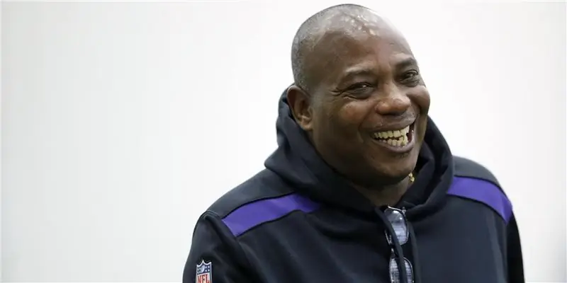 Состояние Оззи Ньюсома: Вики, В браке, Семья, Свадьба, Заработная плата, Братья и сестры