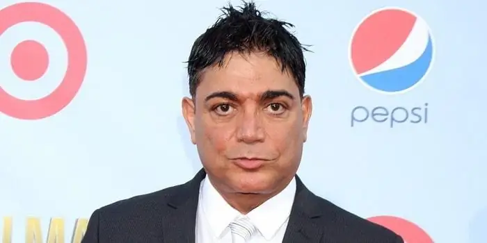 Майкл ДеЛоренцо Собственный капитал: Вики, женат, семья, свадьба, зарплата, братья и сестры