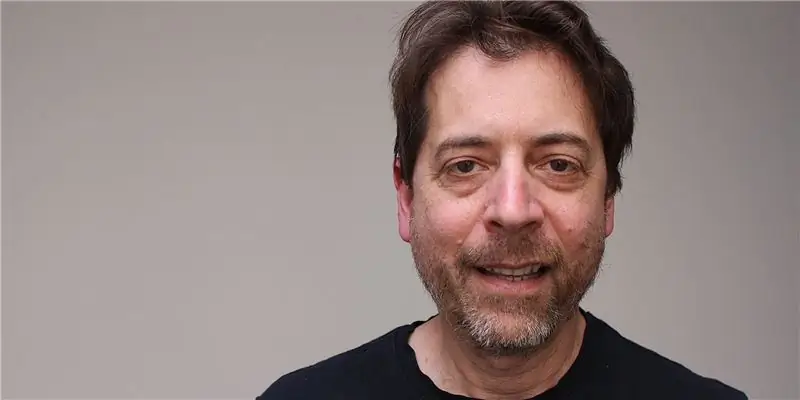 Фред Столлер Собственный капитал: Вики, женат, семья, свадьба, зарплата, братья и сестры