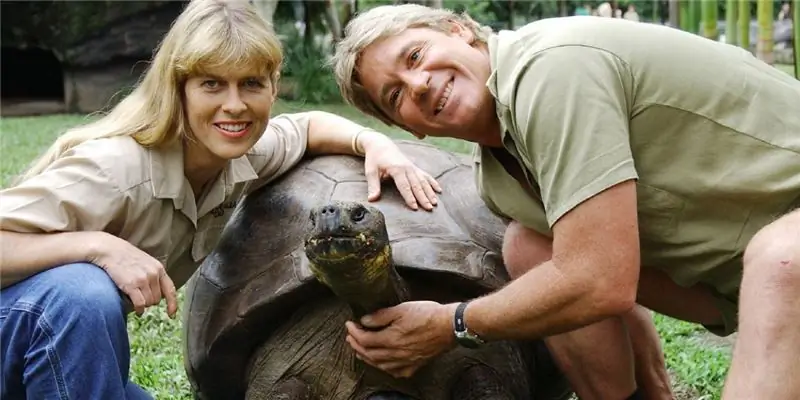 Терри Ирвин Собственный капитал: Вики, В браке, Семья, Свадьба, Заработная плата, Братья и сестры