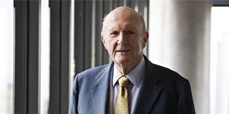 Состояние Джулиана Робертсона: Вики, В браке, Семья, Свадьба, Заработная плата, Братья и сестры