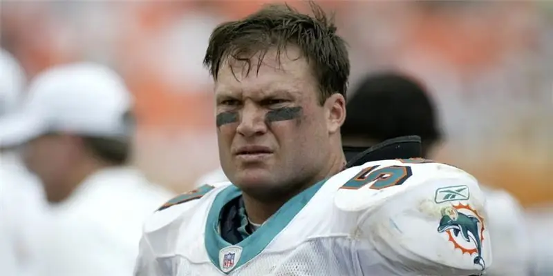 Зак Томас Чистая стоимость: Wiki, женат, семья, свадьба, зарплата, братья и сестры