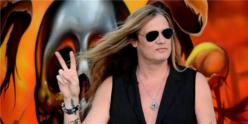 Себастьян Бах Собственный капитал: Вики, женат, семья, свадьба, зарплата, братья и сестры