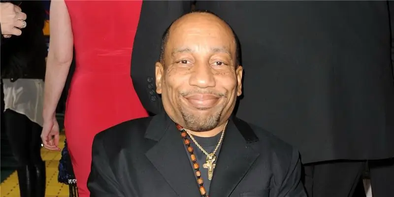 Чистая ценность Тони Кокса: Вики, женат, семья, свадьба, зарплата, братья и сестры