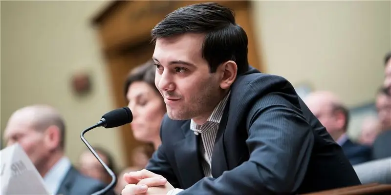 Мартин Шкрели Собственный капитал: Вики, женат, семья, свадьба, зарплата, братья и сестры